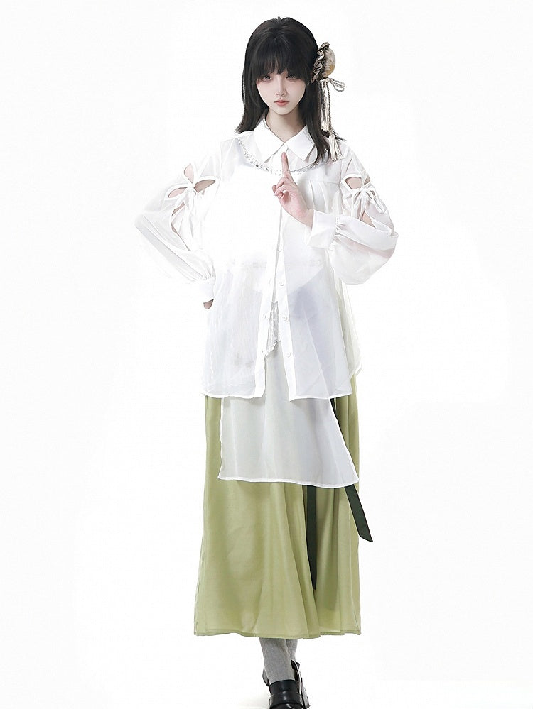 Weißes, transparentes Hemd im Chiffon-Stil, langärmelige Version, schmetterlingsförmiger Ausschnitt, Cheongsam