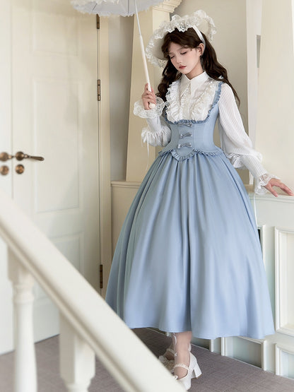 Klassisches Lolita-Kleid mit Rüschen an der Brust und unter dem Rocksaum, gewellt, elegant, Blau