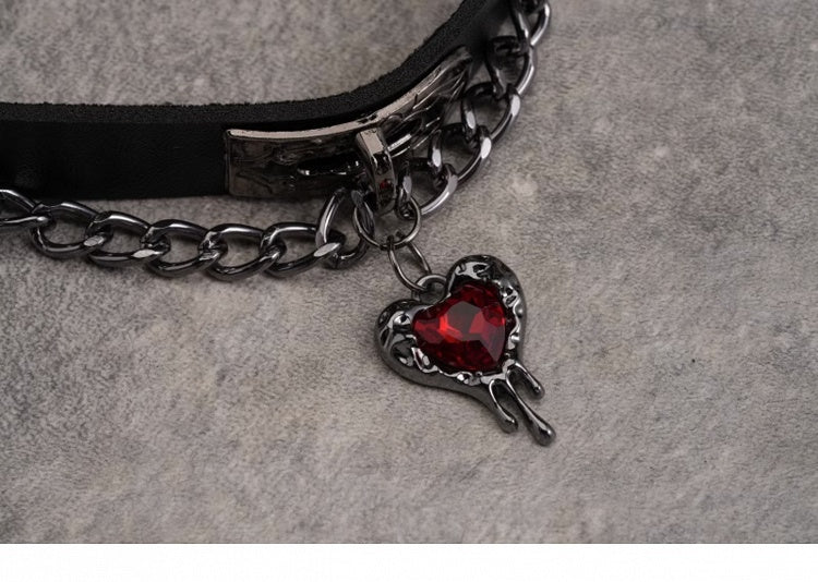 Red Rhinestone Heart-shaped Choker PU Pendant Black