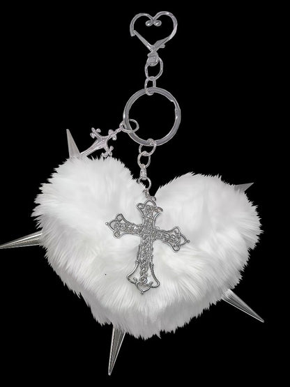 Porte-clés cœur en peluche Y2K avec pics croisés - Kiwi Store