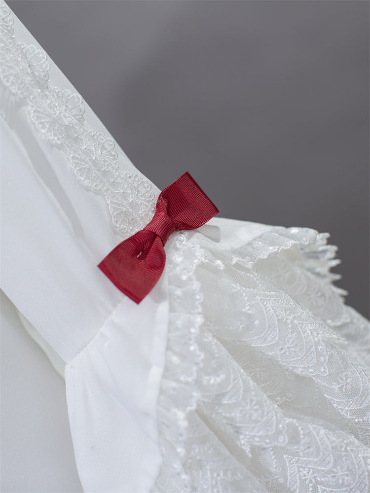 ホワイトレースカラー、レイヤードレース、ベルスリーブのロリータブラウス