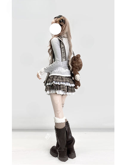 Weißes bedrucktes Spitzenbündchen-Top in Grau