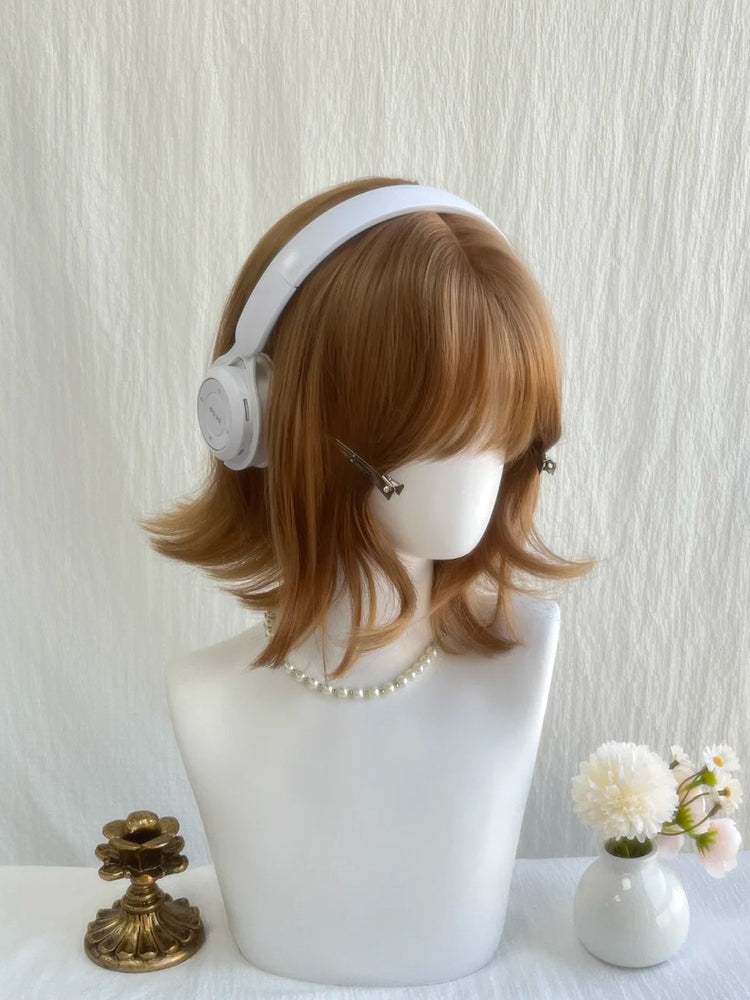 Wig Full Bangs Wavy Champagne 33CM with Short