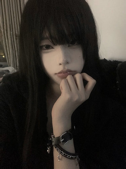 パンクなブラックパピーブレスレット（ボーンチャーム付き）