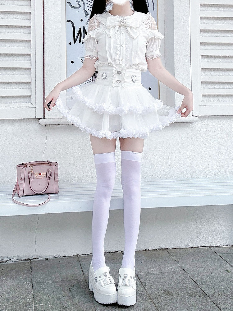 Bluse Kei Jirai Weiß / Knöpfe mit schwarzem Herz