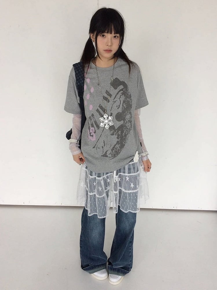 Gray Crew Neck Tee with Distressed Print - innomoood