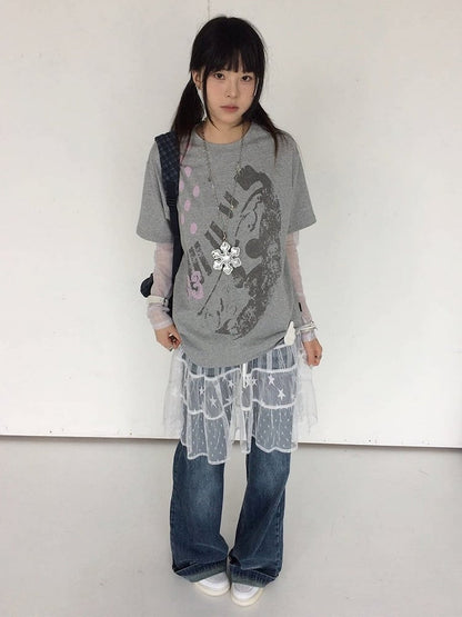 Gray Crew Neck Tee with Distressed Print - innomoood