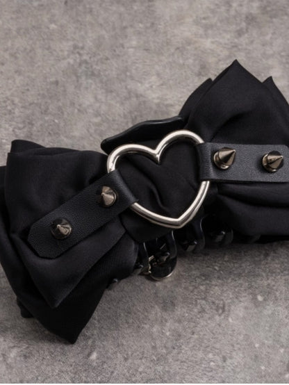 Black Buckle Heart With Claw Gothic Clip Bowknot