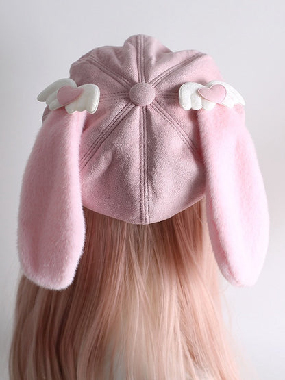 取り外し可能なウサギの耳が付いたピンクのスイートハートウィングベレー帽