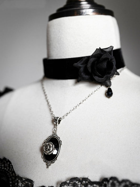 with Pendant Rose Flower Black Choker