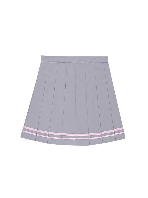 グレーのハイウエストプリーツスカート