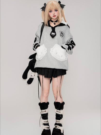 ブルー/ブラックキティ刺繍セーラーカラースウェットシャツ