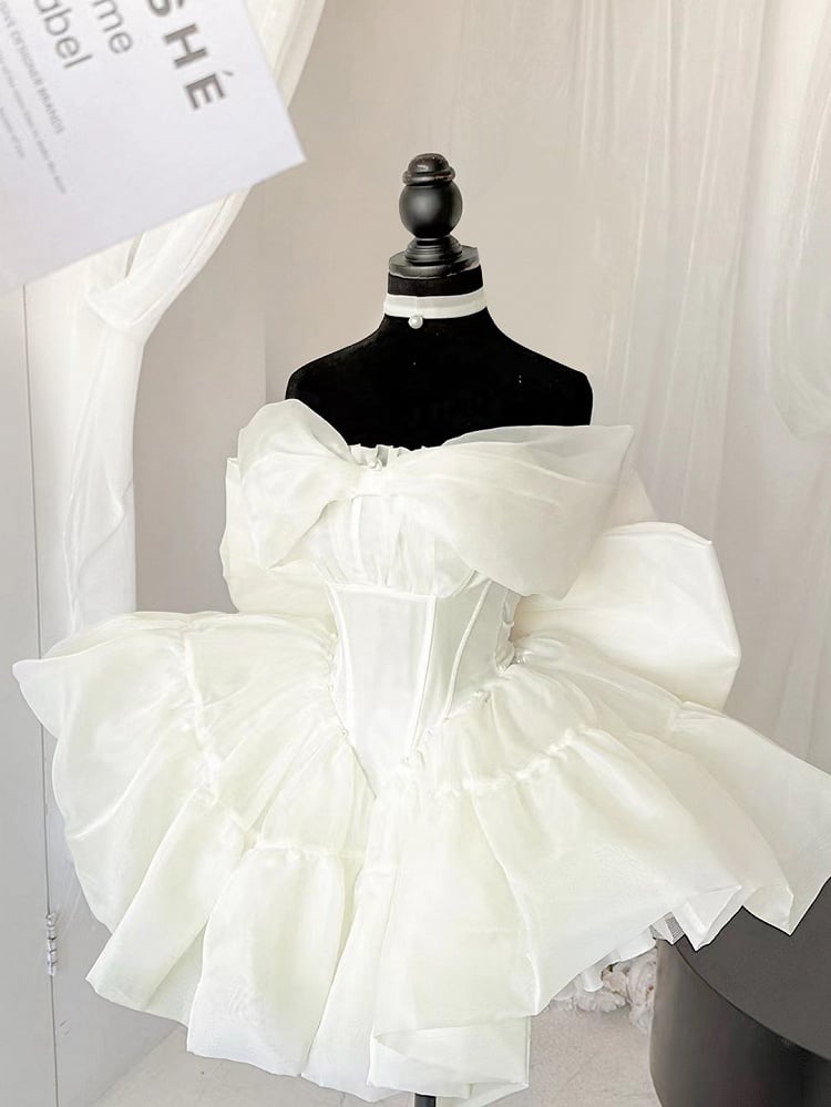 Light Yellow Basque Waist Big Bow Neckline Princess Birthday Dress