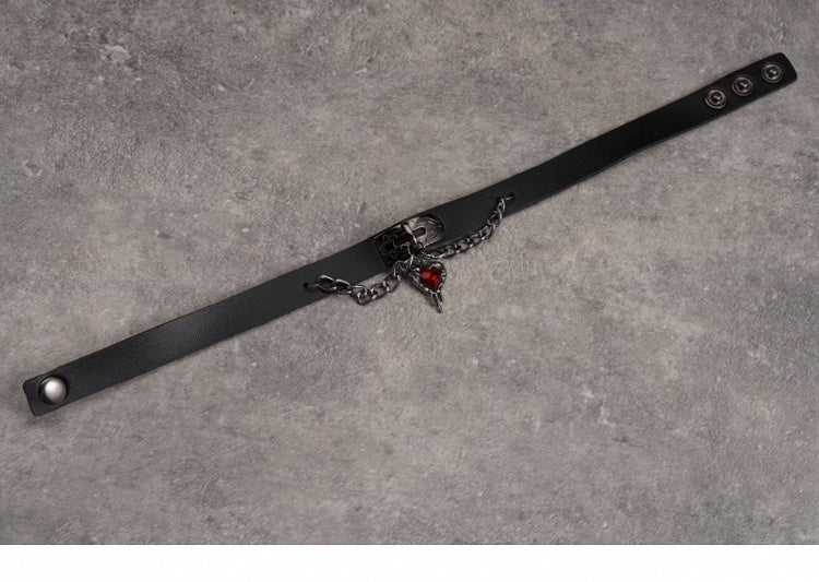 Red Rhinestone Heart-shaped Choker PU Pendant Black