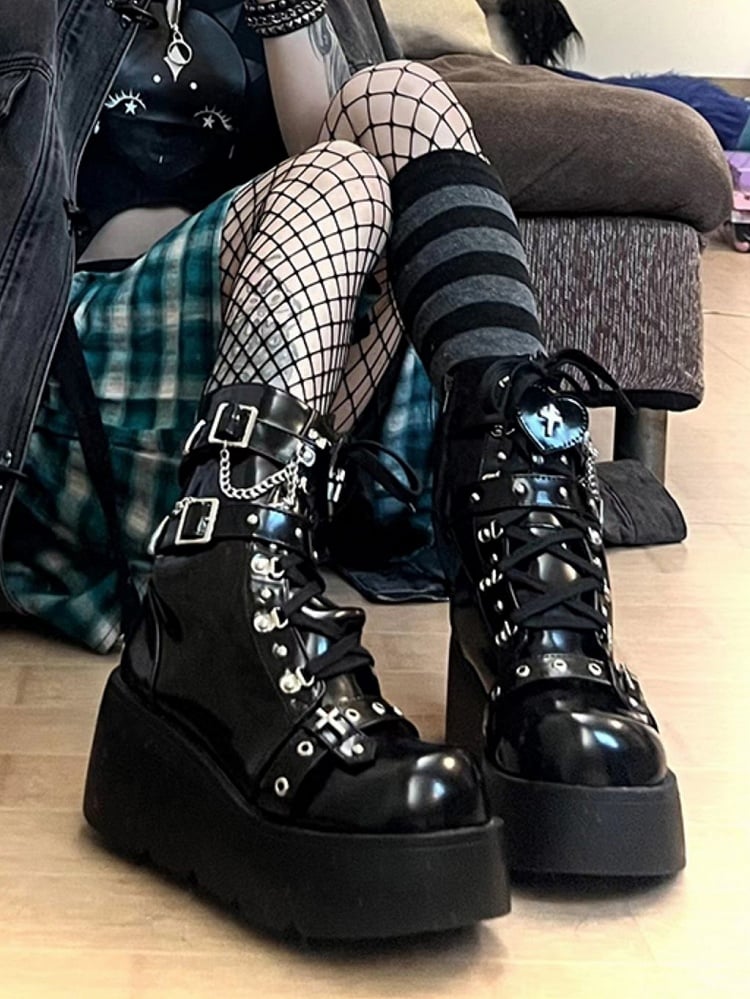 Embellishments Cross-Heart