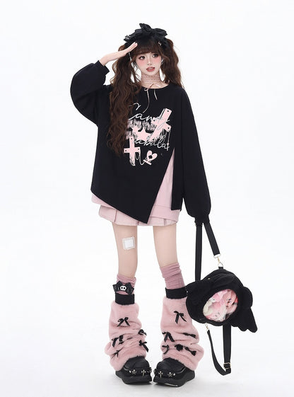 Rosa/schwarzes Sweatshirt mit seitlichem Kreuzschlitz und großer Schleife auf der Rückseite