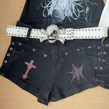 Skeleton Belt Black/White Black with + Waist Shorts Decor