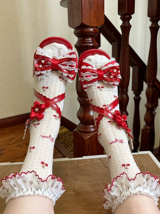 Sandales à talon bas Lolita rouges, ornées de nœuds, de fleurs et de dentelle, avec des nœuds à l'arrière – Sheep Puff
