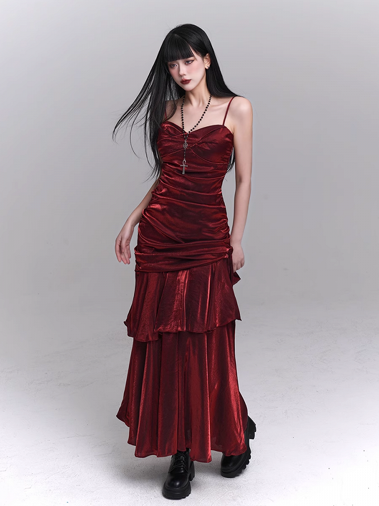 Abendkleid mit herzförmigem Ausschnitt und gerüschtem Design, Weinrot