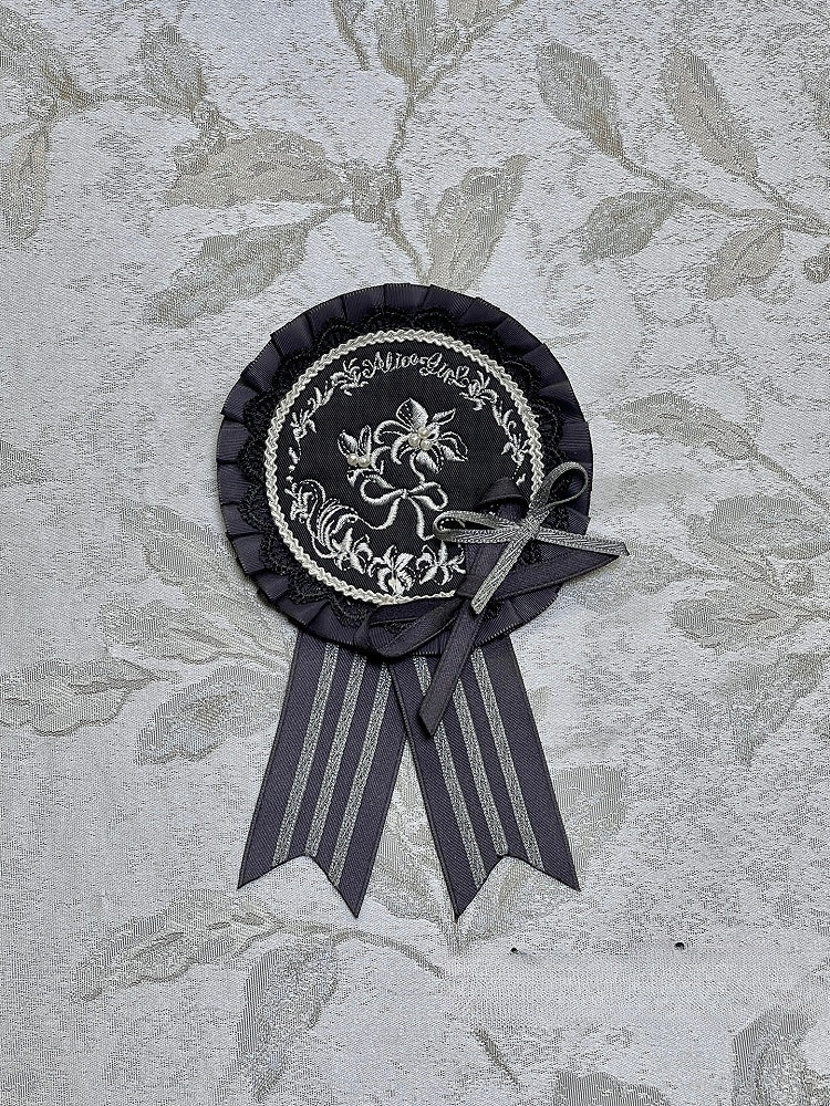Embroidered Badge Lolita Gray/Brown