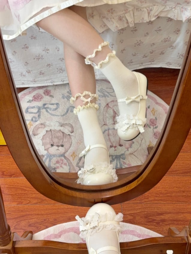 Delicate Sweet Flats PU Leather Lolita Off-white Ruffled in with