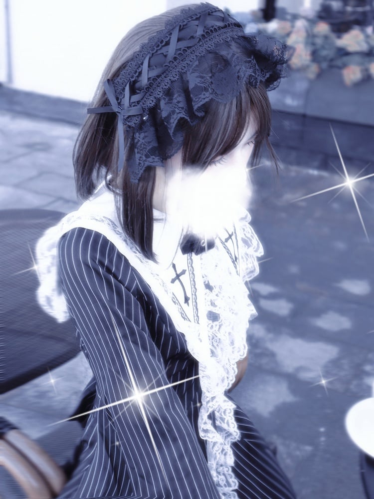 ブラック/ホワイト ジライケイ 十字リボン ちょう結び レーストリム ヘアバンド