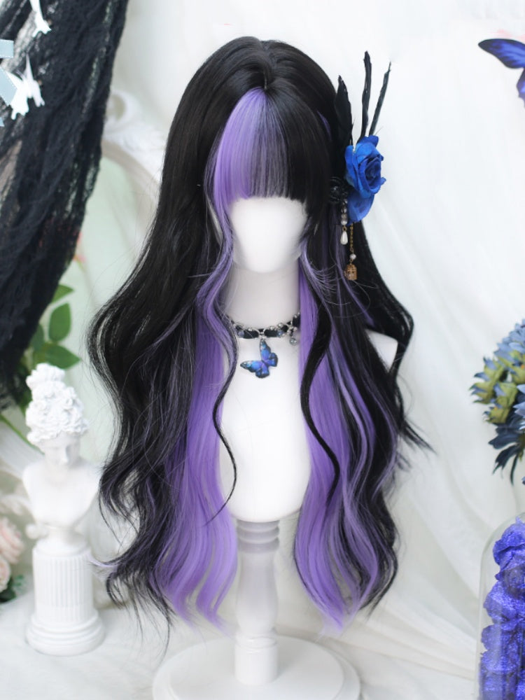 紫と黒のハイライト、アンダーバスト丈のウェーブウィッグ（エアバング付き）