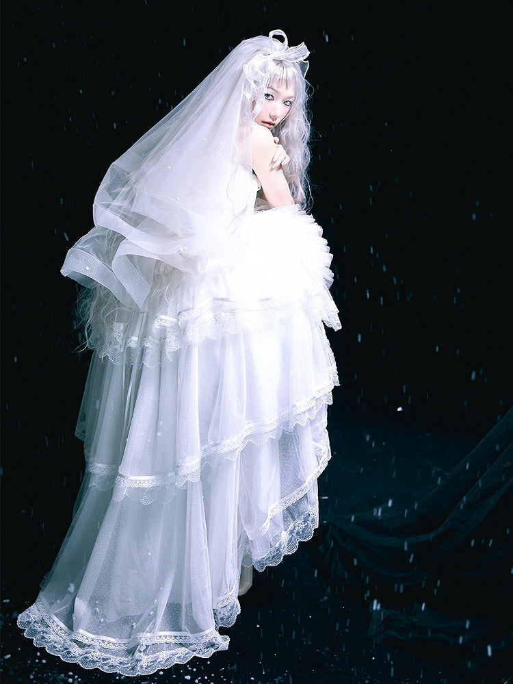 ホワイトのレースアップディテールのボーン入りコルセットトップ + ハイローレイヤードロリータスカート