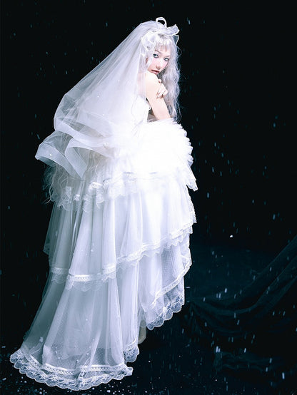 ホワイトのレースアップディテールのボーン入りコルセットトップ + ハイローレイヤードロリータスカート