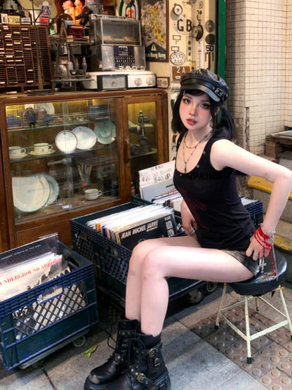 ネックラインタンクトップ ブラック スクープクロスプリント グラマラス