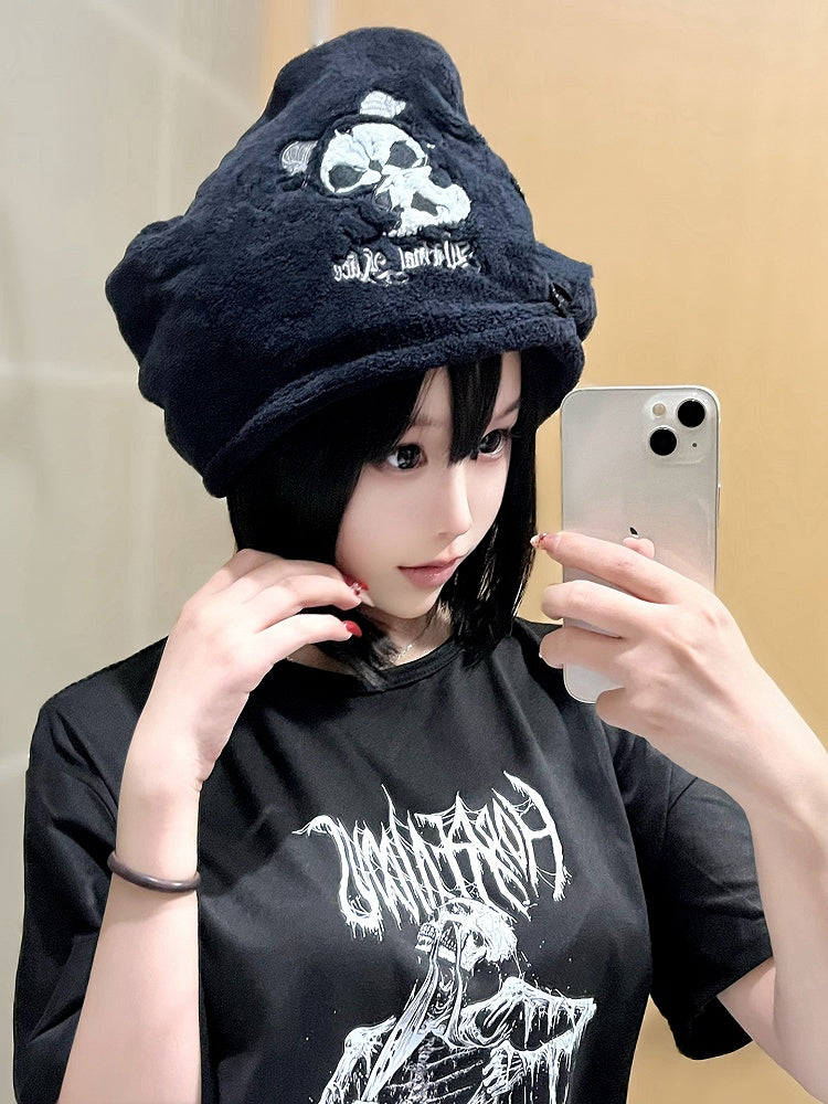 Schwarzes Trockentuch Haar Weiß Grim and Gothic Handtuch Reaper