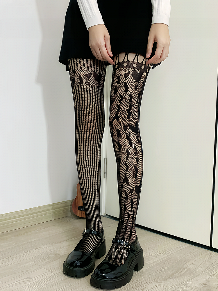 ホワイト/ブラック レース ハート くり抜き タイツ