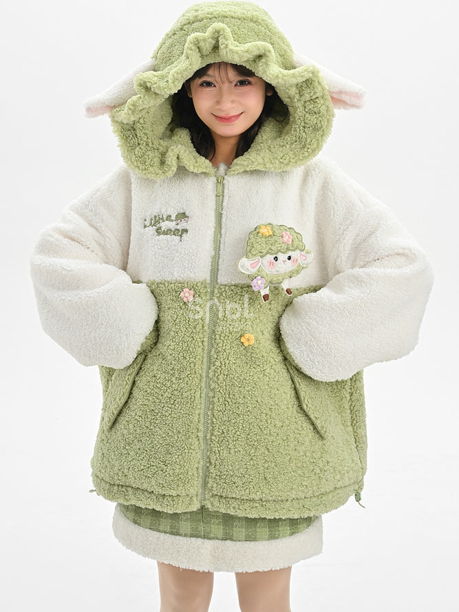 キュートなラムアップリケのホワイト＆グリーンカラーブロックデザインフリースジップパーカー