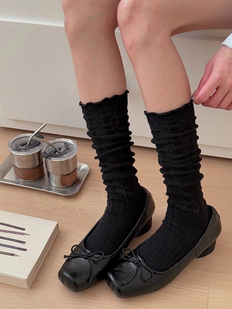 Ruffled Knit Socks Calf Textured