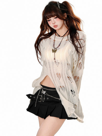 アプリコットのハート型、ダメージ加工の穴あきセーター（裾はシュレッド）