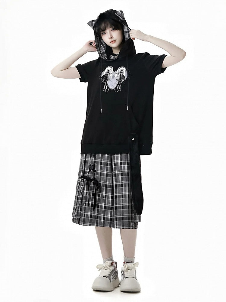 フードグラフィック ブラック キティ イヤー デザイン Tシャツ