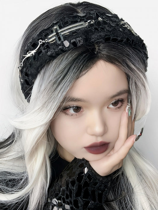 Gothic Cross Snake Skin Black KC