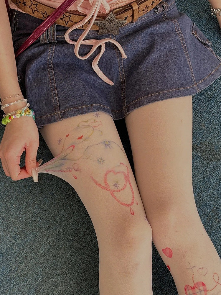 Tatouage imprimé cœur enjoué (style collants mignons)