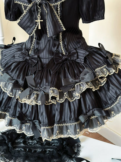 und Schleife Lolita Schwarze Akzente Gestreiftes Idol Stoff Goldkleid