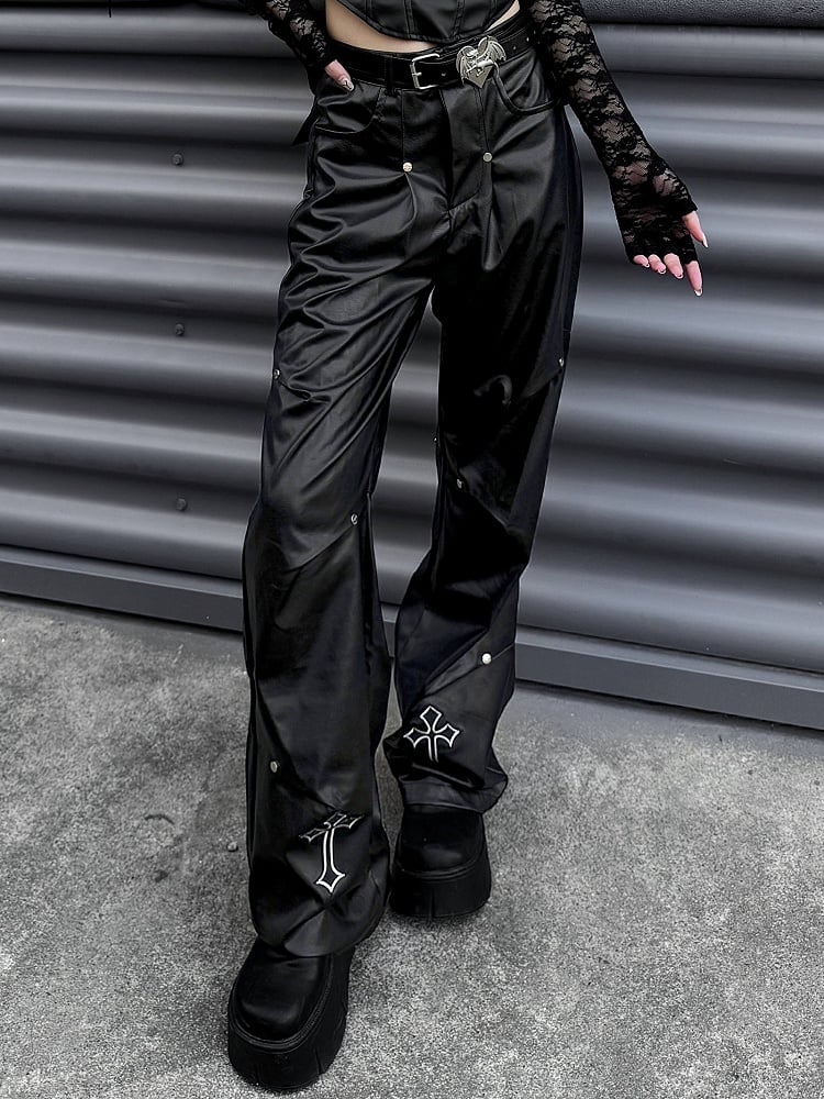 Punk Rock Schwarze Cargohose mit Kreuz-Applikationen und Nieten und Gürtel