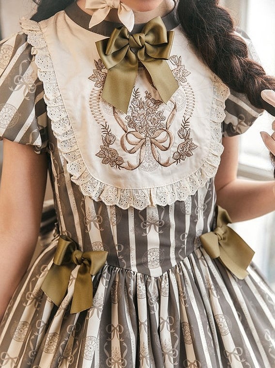 Version Lolita Embroidery Bodice Floral Pattern One and Brown Bowknot Short Striped Piece Classic