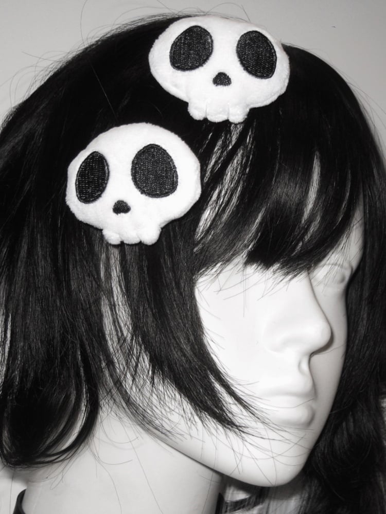 Plüsch-Skelett-Design Punk-Haarspangen