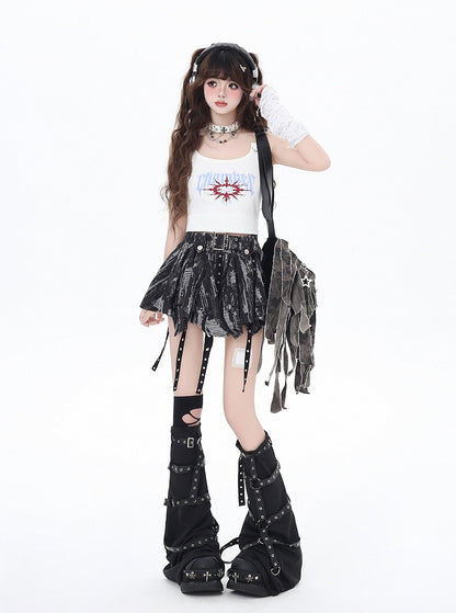 Gothic Black/White Letter Print Glamorous Cropped Cami Top