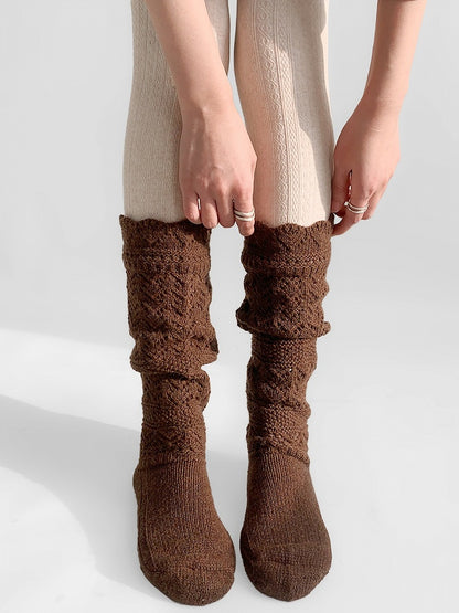 Cutout Knitted Socks Gray/White/Brown Calf Design