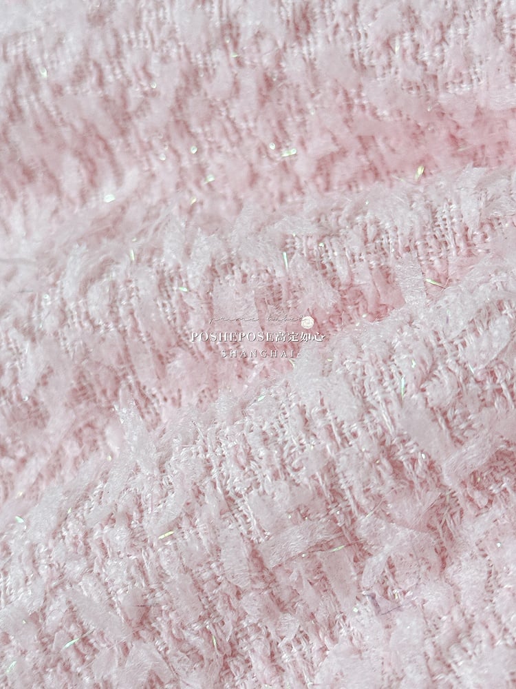 バレンタインデーのピンクのリボンが豪華なネックラインと裾のボーン入りドレス + ケープフルセット