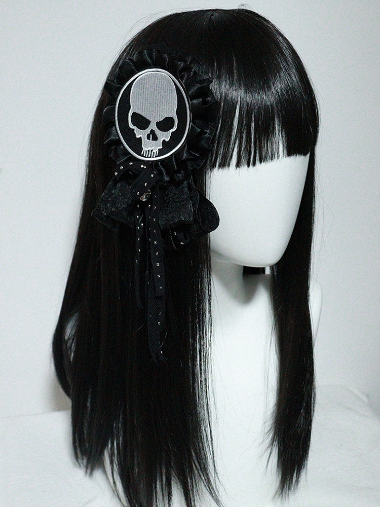 Punk-Schleifen-Applikation mit Skelett-Brosche, Schwarz