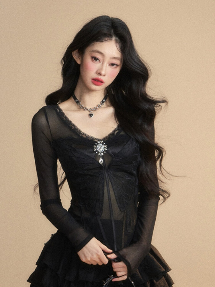 Glamouröses Top mit Strassverzierung, schwarzer V-Ausschnitt, Schmetterlingsstickerei