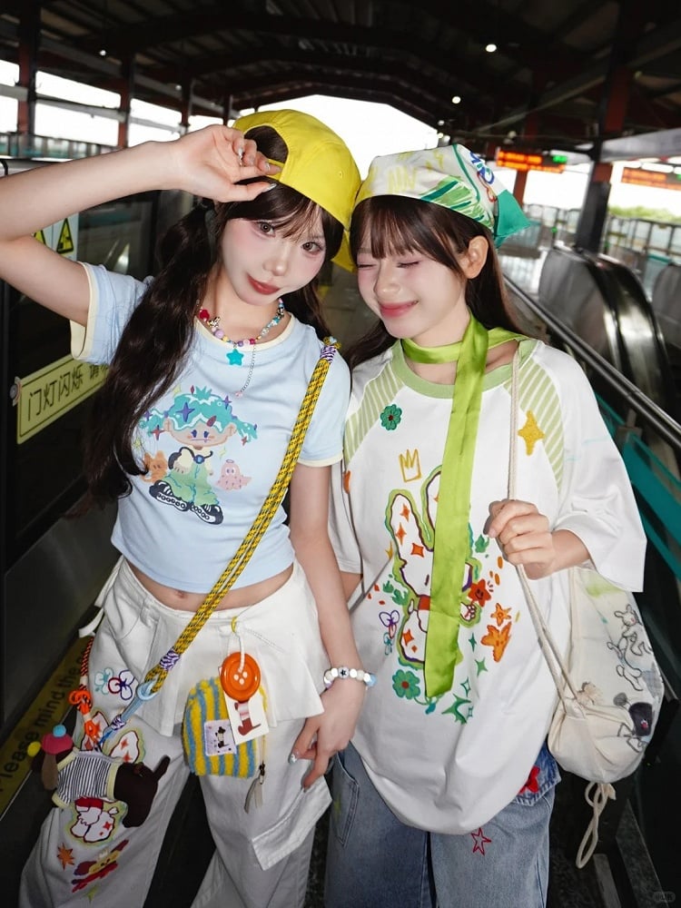 Free Necklace Cartoon Girl Print Blue Round Neck Cropped T-shirt with