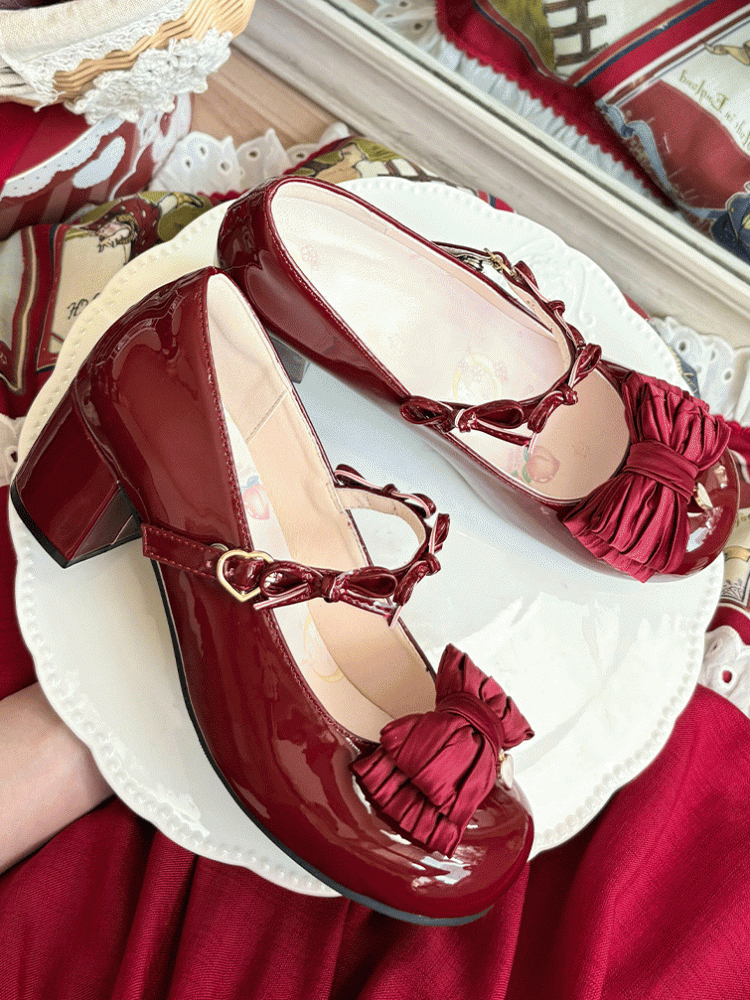 Round Red Buckle Wine Bow Accents PU Toe Mid Heels in Sweet Leather Heart