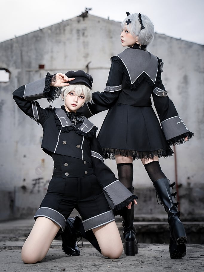 Langärmliges, kurzes, besticktes graues Oberteil und Kragenkreuz Ouji Black Square Lolita
